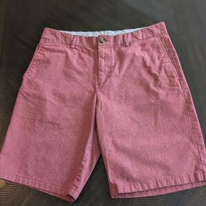 Old Navy Men's Two Tone White And Pink 10" Inseam Slim Shorts